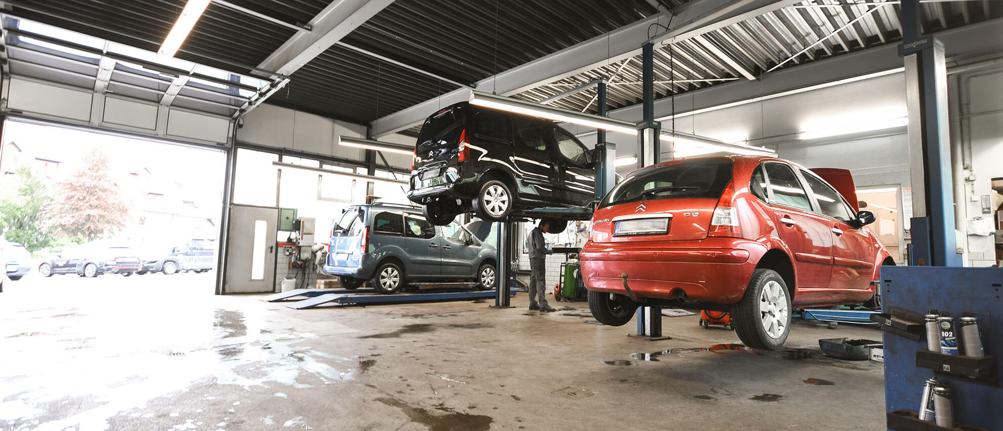 HU Hauptuntersuchung Werbefahne - 120x300 Cm Für Autohaus Und Werkstatt